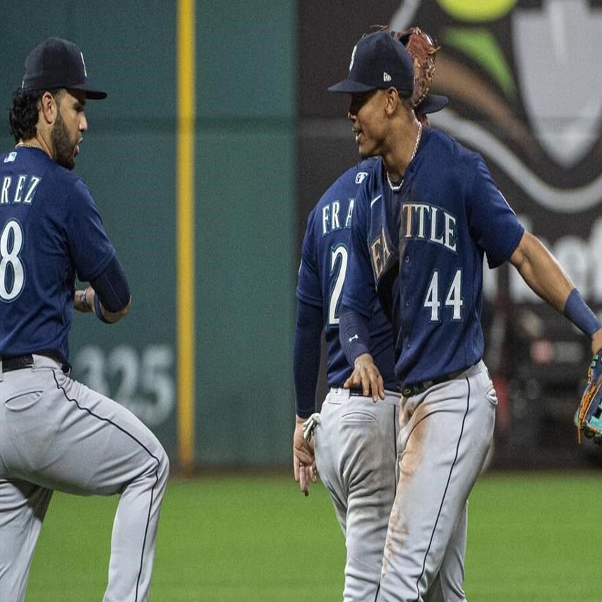 J.P. Crawford has 2-out hit in the 9th inning to lift Mariners past  Rangers, 3-2