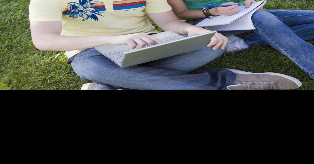 Money Manners Should my girlfriend pay me back?