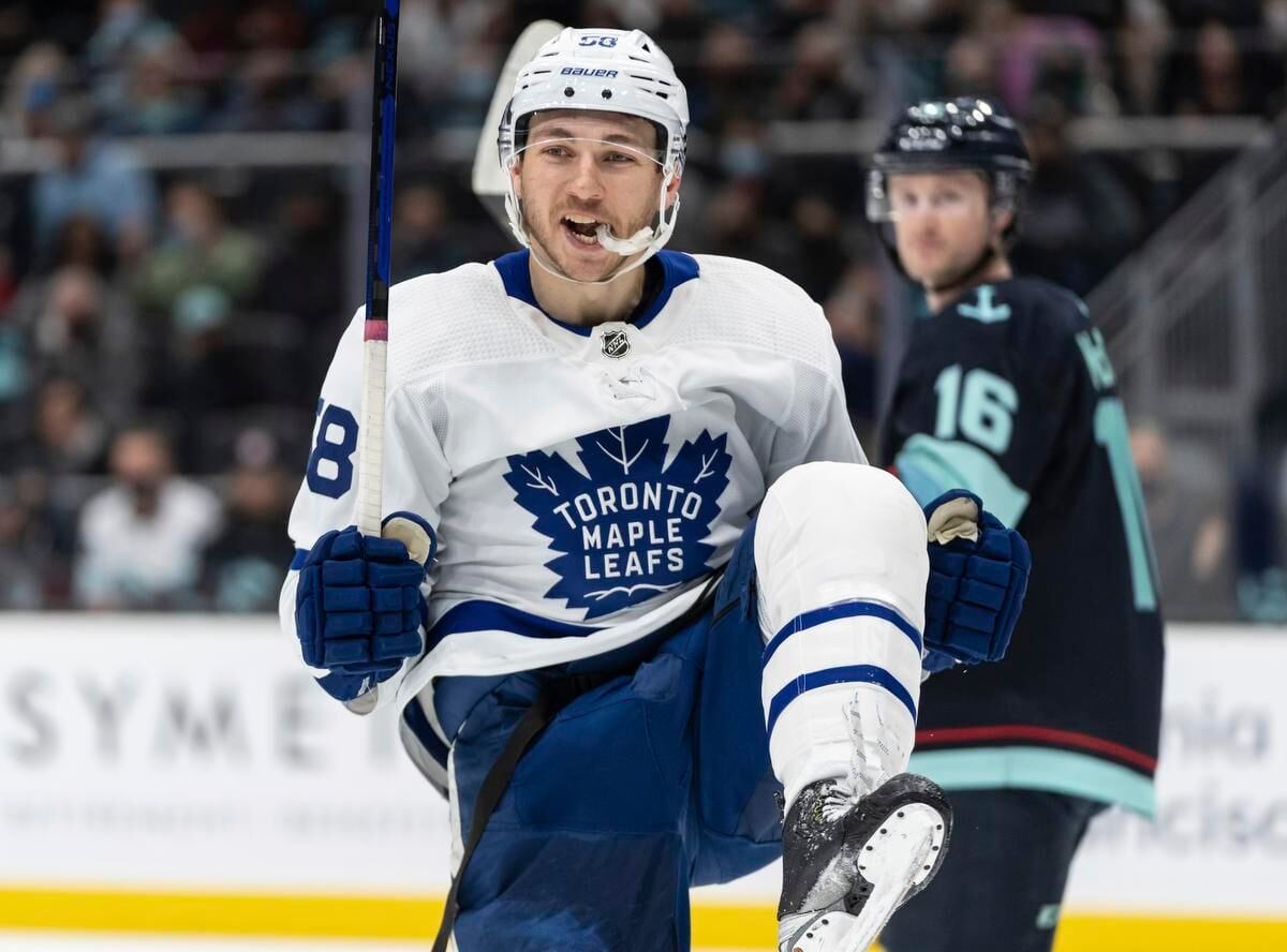Michael Bunting is making the most of his opportunity on the Leafs' first line