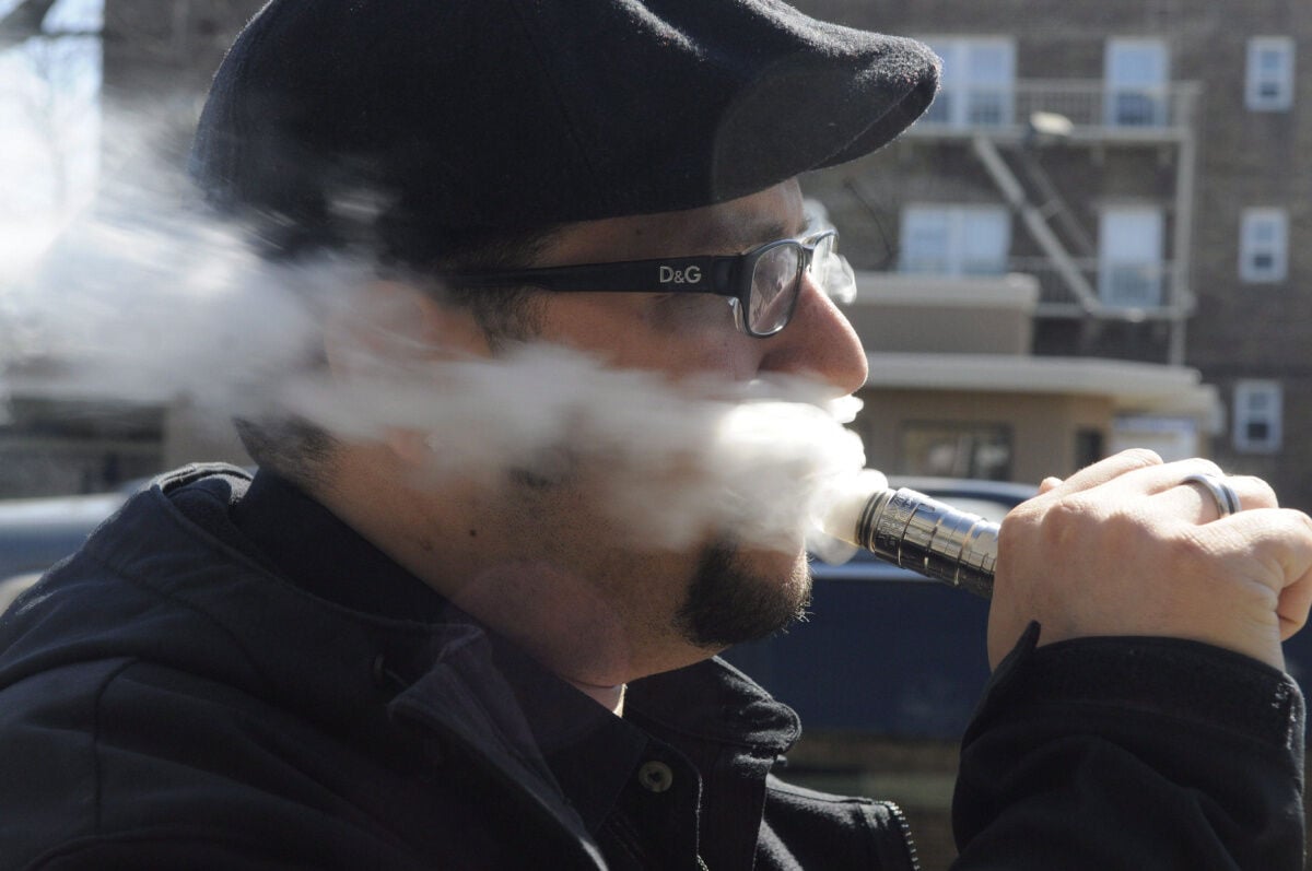 Canada s vaping industry challenges Quebec law restricting e