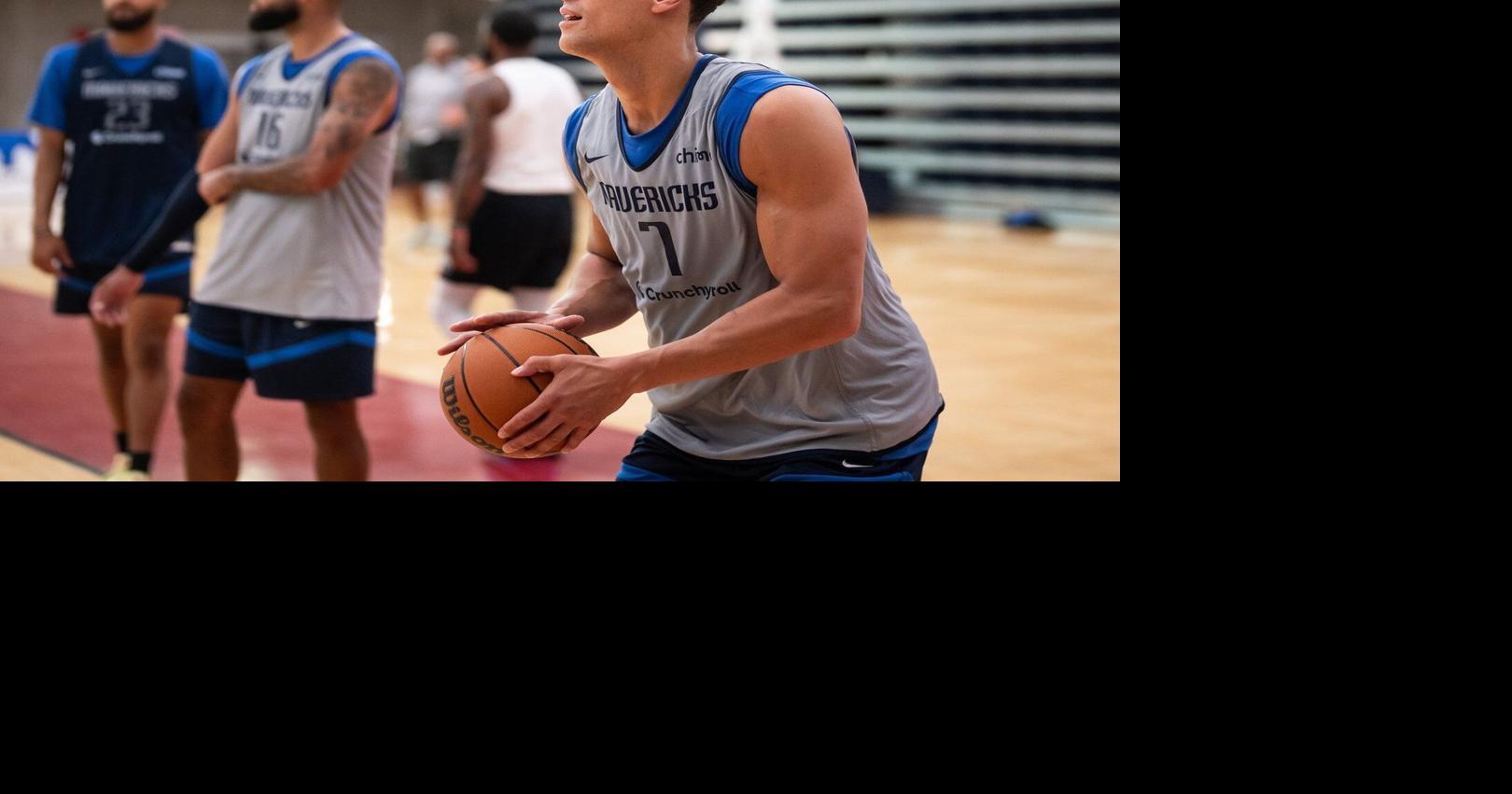 Top draft pick Cooper Flagg flying at Dallas Mavericks training camp