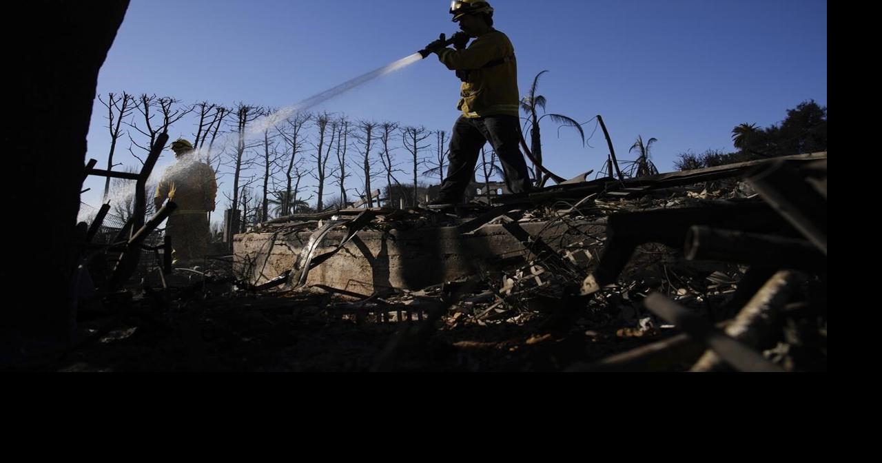 Dozens of Canadian firefighters head to California to help in fire fight