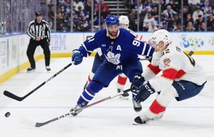 John Tavares leaves 'some money out there,' signs four-year extension with Maple Leafs