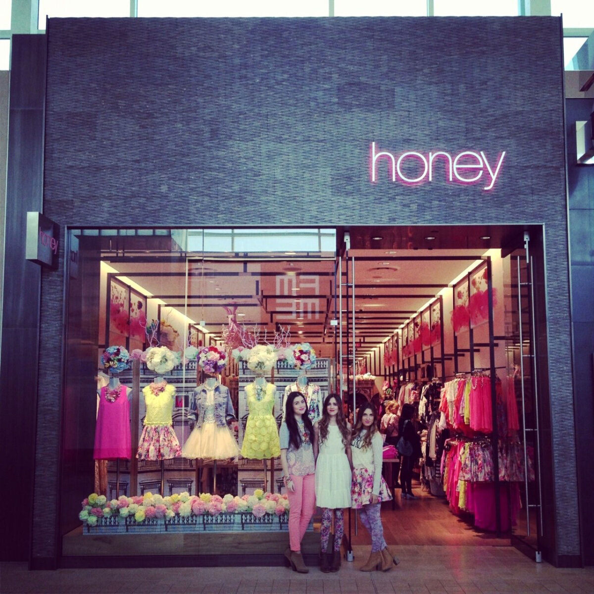 Honey clothing 2024