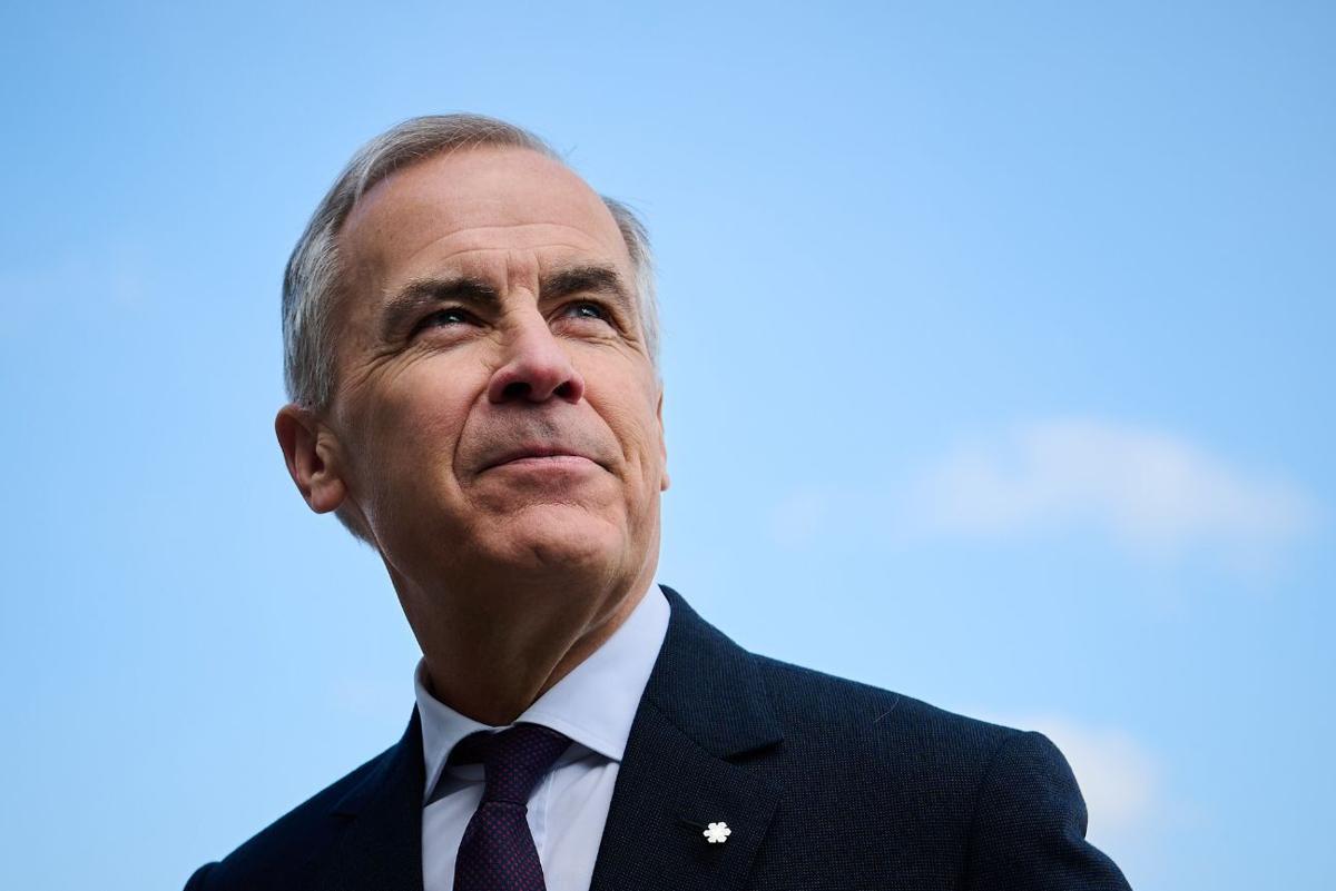 Mark Carney heads to Liberal convention with broad support