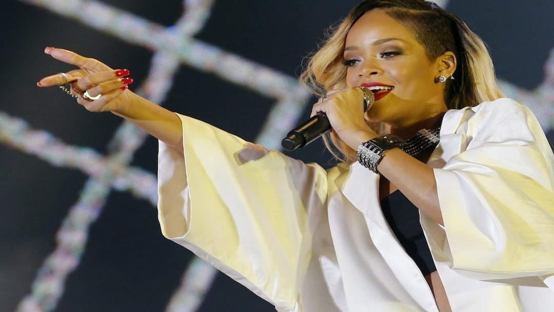 Super Bowl novelty props: National anthem, coin toss, Rihanna's halftime  show and more