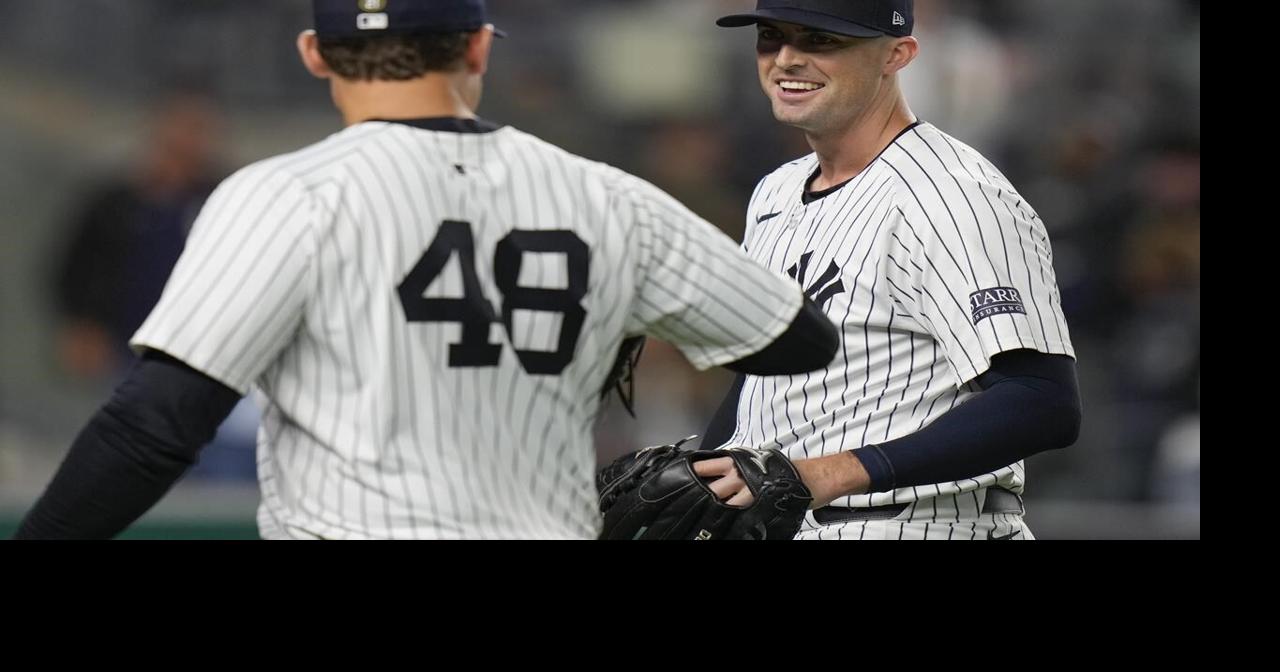Clay Holmes turns boos to cheers, gets win when Yankees beat Red Sox 2-1 in 10th inning
