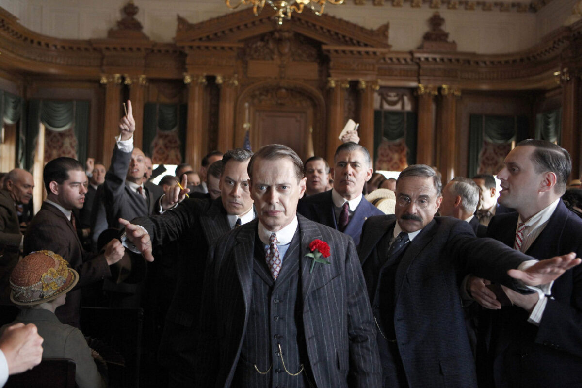 Boardwalk Empire creator hung with criminals