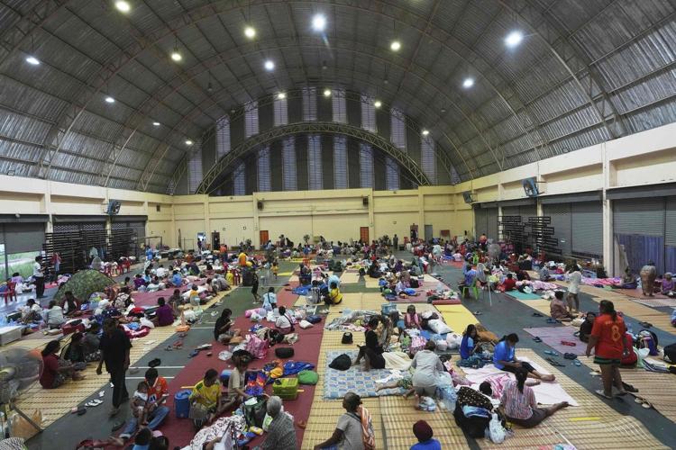 Tens of thousands flee their homes as Thailand and Cambodia clash