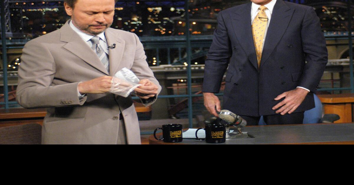 Actors and comedians recall time in David Letterman's chair