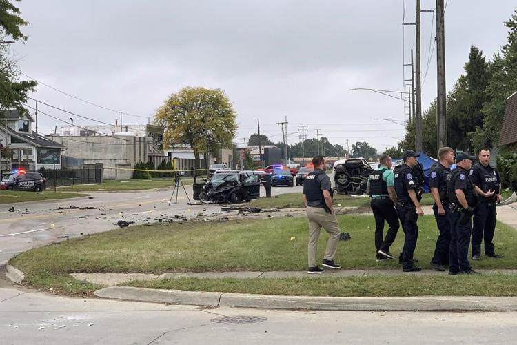 Detroit-area police officer charged with manslaughter in crash that ...