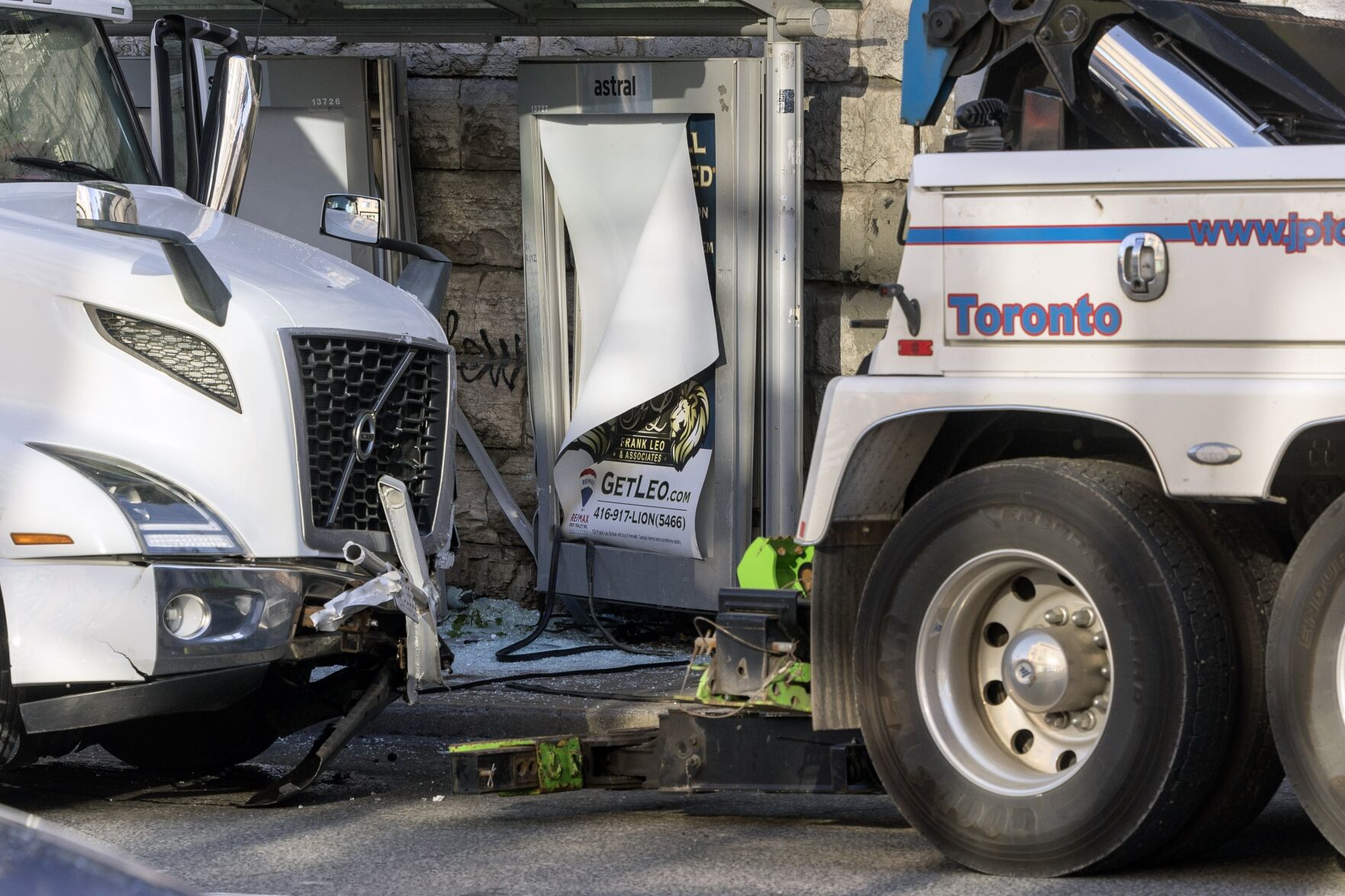 Tractor trailer crashes into empty Toronto bus shelter