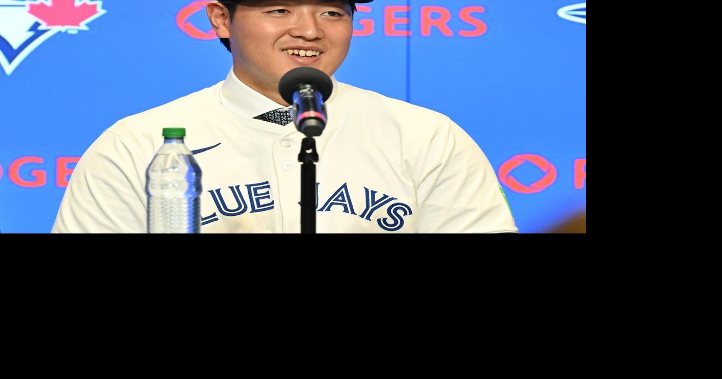 Jays’ Okamoto likes utilityman role, GM not tipping hand on other potential moves