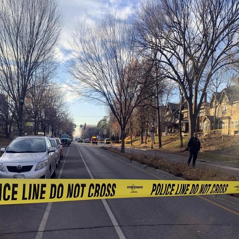 Man shot during exchange of gunfire with St. Paul officer dies - CBS  Minnesota