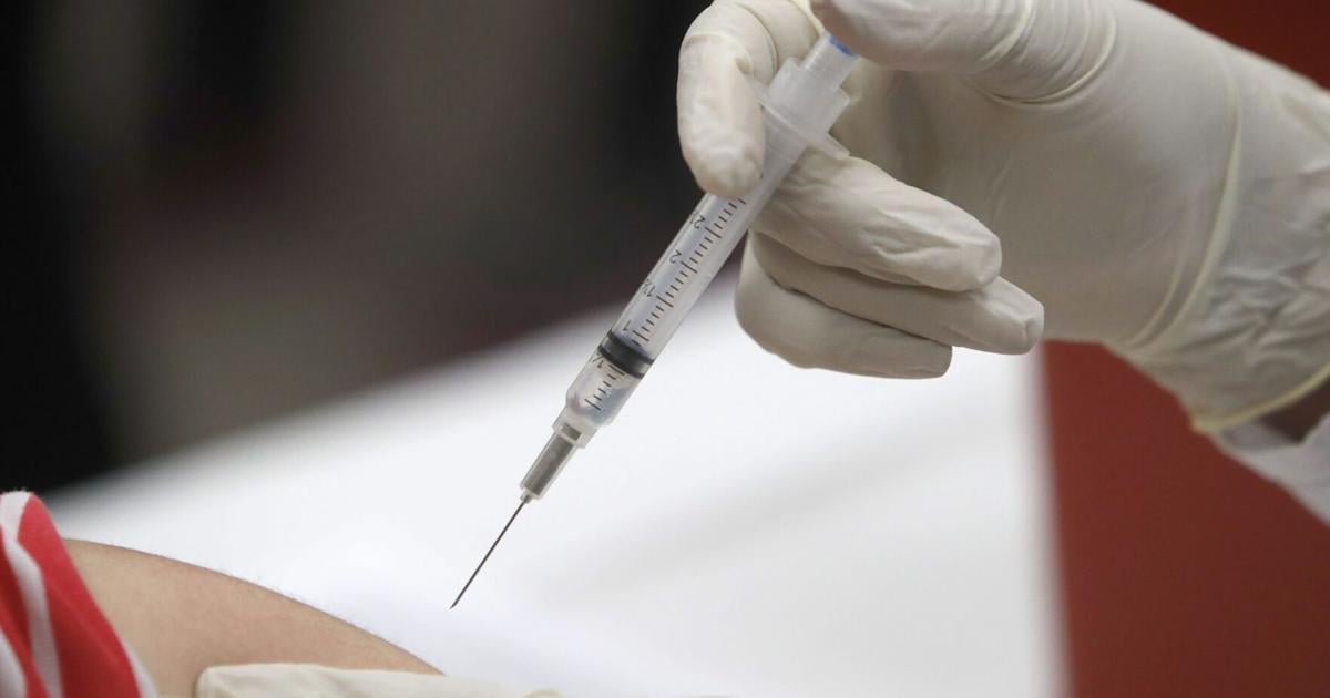 Ontario is launching free flu and COVID-19 shots next week as vaccination rates decline - Toronto Star