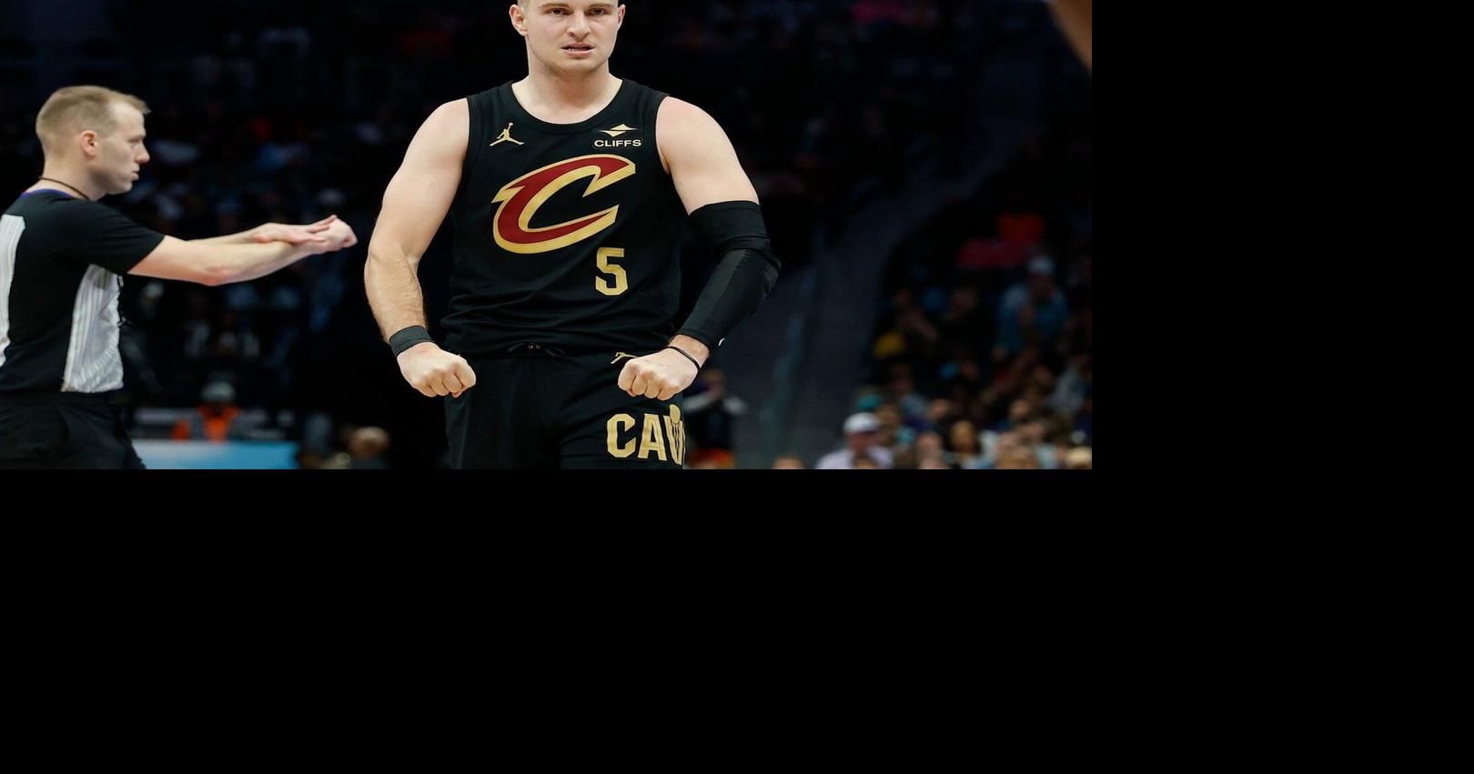 NBA scores: Mitchell takes over late as the Cavaliers survive a Hornets scare for a seventh straight win