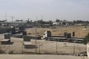 Le poste frontière égyptien s'ouvre pour laisser entrer à Gaza l'aide dont on a désespérément besoin