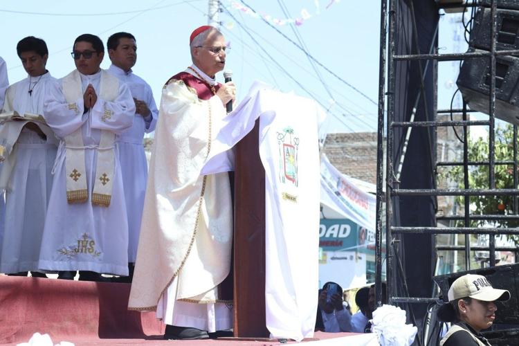 Rejoicing Peruvians see Pope Leo XIV as one of their own after his many ...