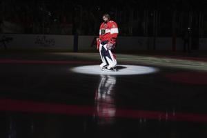 Oilers dealing with Stanley Cup Final goalie debate. Panthers, 1 win from repeating, have Bobrovsky