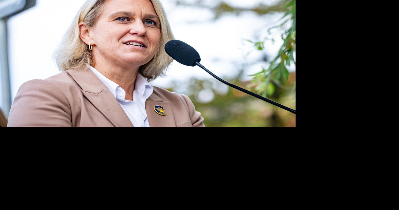 Independents branded 'NDP farm team' for helping shut down FOI debate