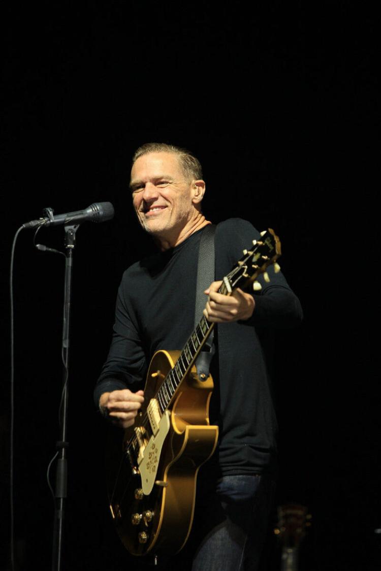Bryan Adams and Alicia Grimaldi expecting their second child