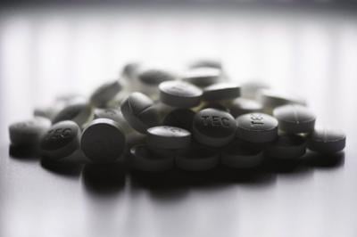 B.C. pharmacists sanctioned over opioid dispensing practices file court challenges