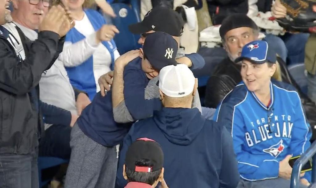 This Blue Jays fan gave away his Aaron Judge home-run ball