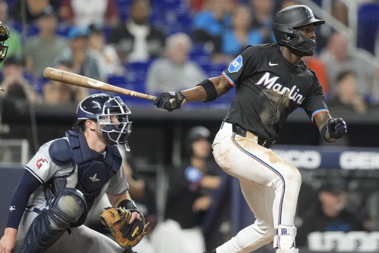 Spectacular Chisholm Breaks Slump By Wearing Larger Teammates’ Pants Photo for Mobile Spectacular Chisholm Breaks Slump By Wearing Larger Teammates’ Pants Photo for Mobile