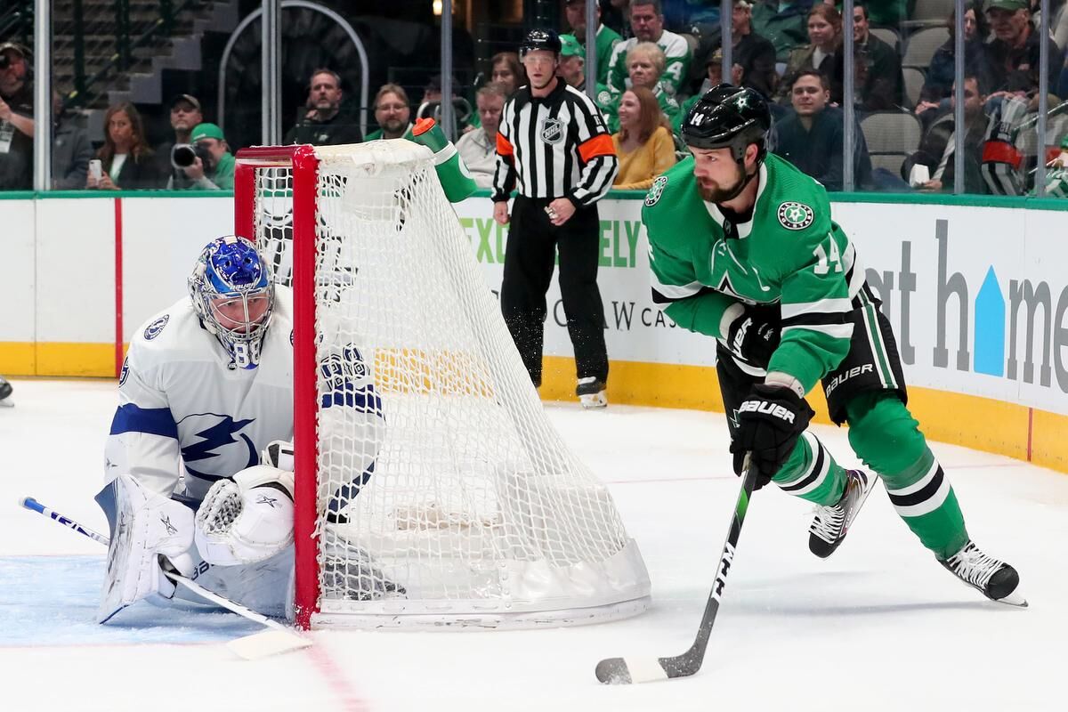 If you love hockey, watch the Lightning and Stars battle for the Stanley Cup