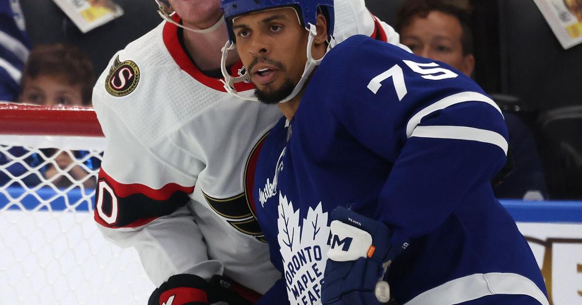 Maple Leafs trade Ryan Reaves to Sharks for Henry Thrun