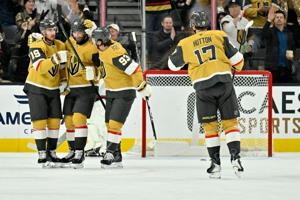 Reilly Smith's 2 goals lead Golden Knights to 5-3 comeback win over Blue Jackets