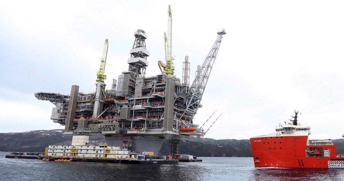 Credit agency says surging global oil prices will help N.L.'s bottom line