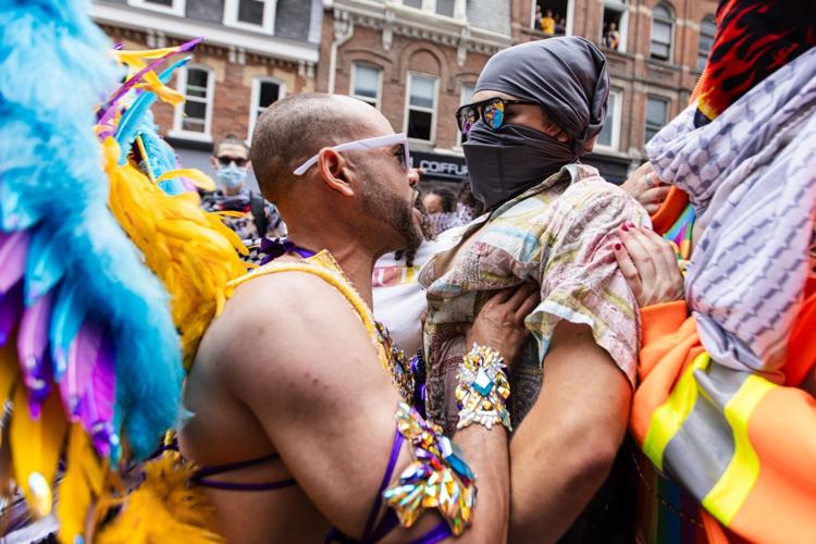 Toronto’s Pride Parade Chaos: Protesters Halt Celebrations Mid-Route in Major Setback