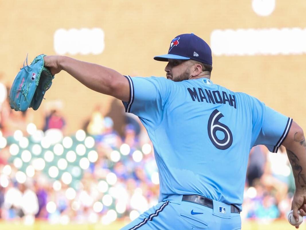 Alek Manoah's mom overcome with emotion after first MLB strikeout