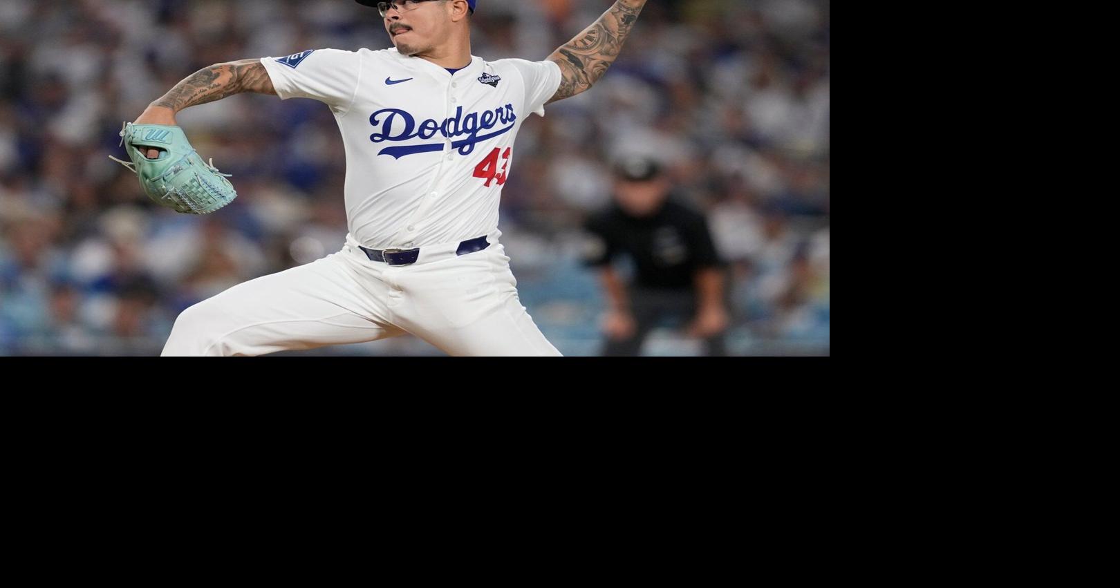 Twins add Liam Hendriks on minor league deal, acquire Anthony Banda from Dodgers for bullpen help