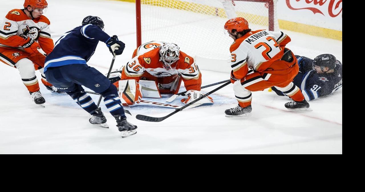 Veteran goalie John Gibson giving Anaheim Ducks 'sense of calmness'