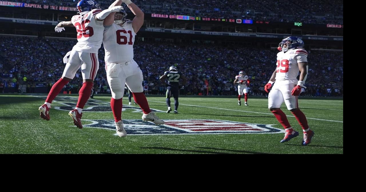 Giants use strong performance from Daniel Jones and late TD on blocked kick to beat Seahawks 29-20