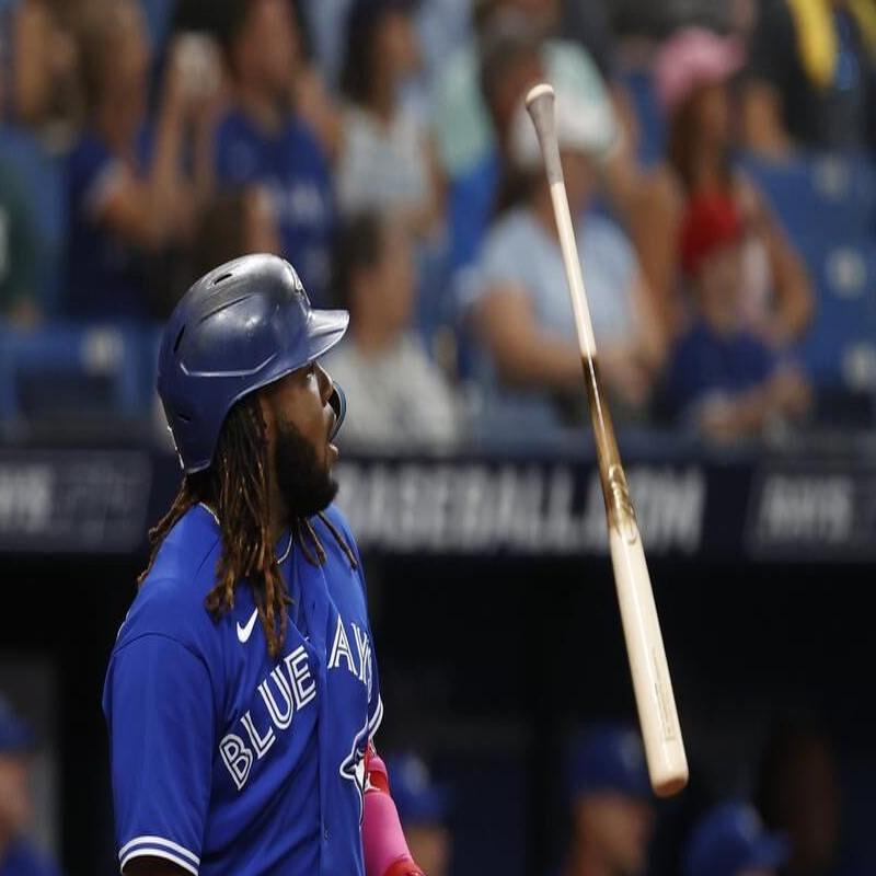 Toronto Blue Jays clinch playoff spot after losing 7-5 to Tampa