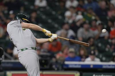 Nick Kurtz becomes first MLB rookie with 4-homer game as Athletics beat Astros 15-3