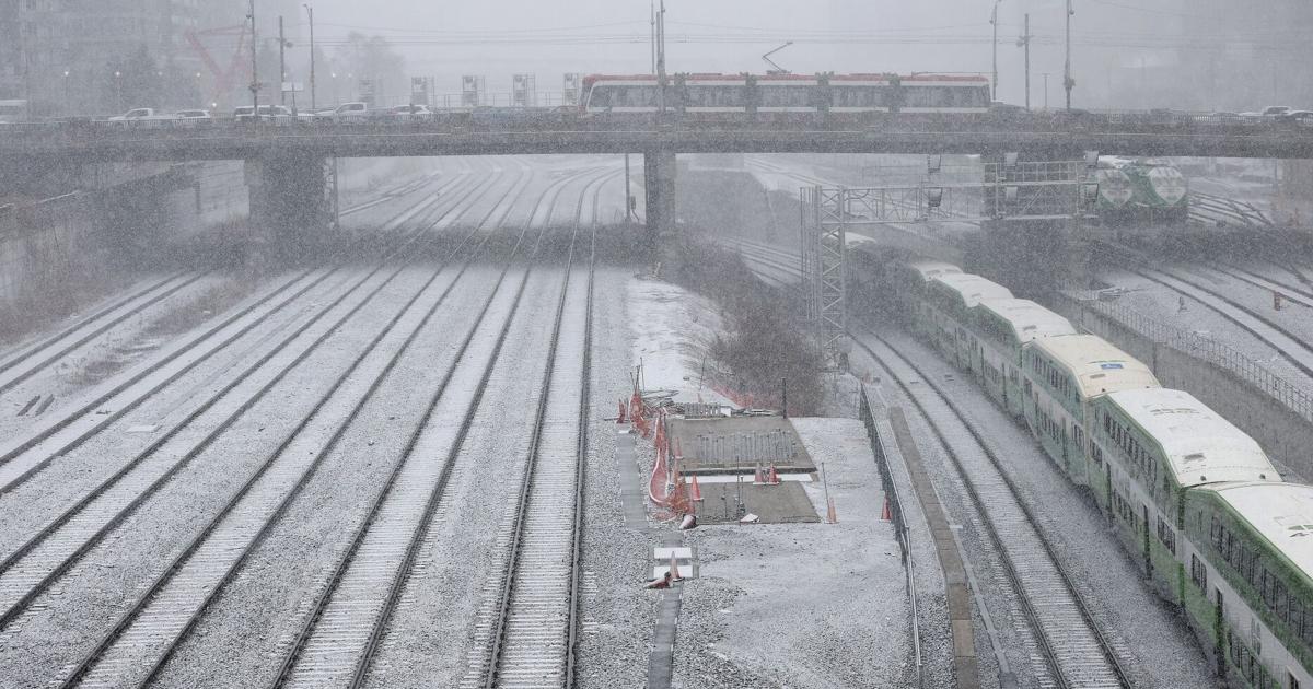 Toronto Thundersnow What is ‘thundersnow’? Rare event spotted amid Toronto storm