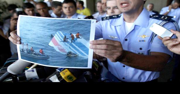 Jet #39 s vertical stabilizer found considered key clue