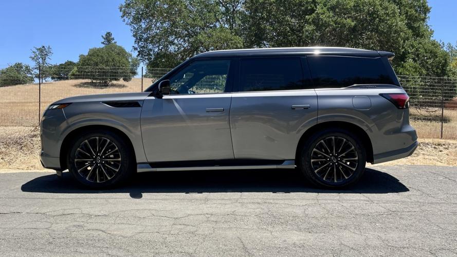 1-Infiniti-2025-QX80.jpg