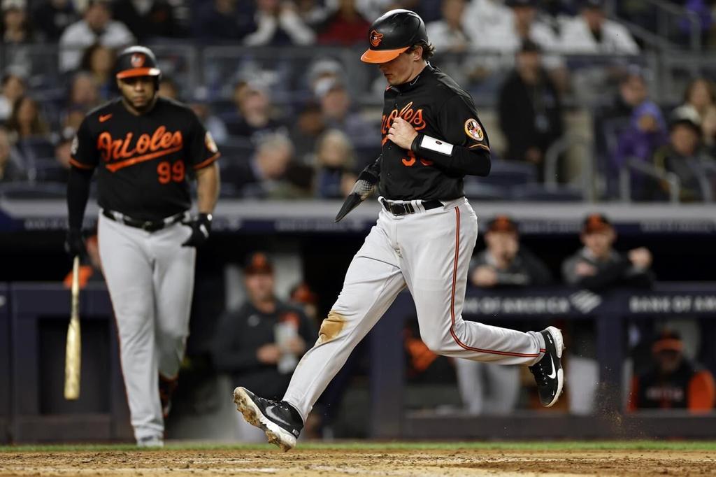 Aaron Judge stays at 61 homers as Orioles beat Yankees 2-1 – KGET 17