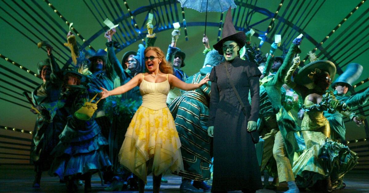 Erotic Photos - Orgies at wicked and toronto Pussy Sex Images Girls stripping off bras