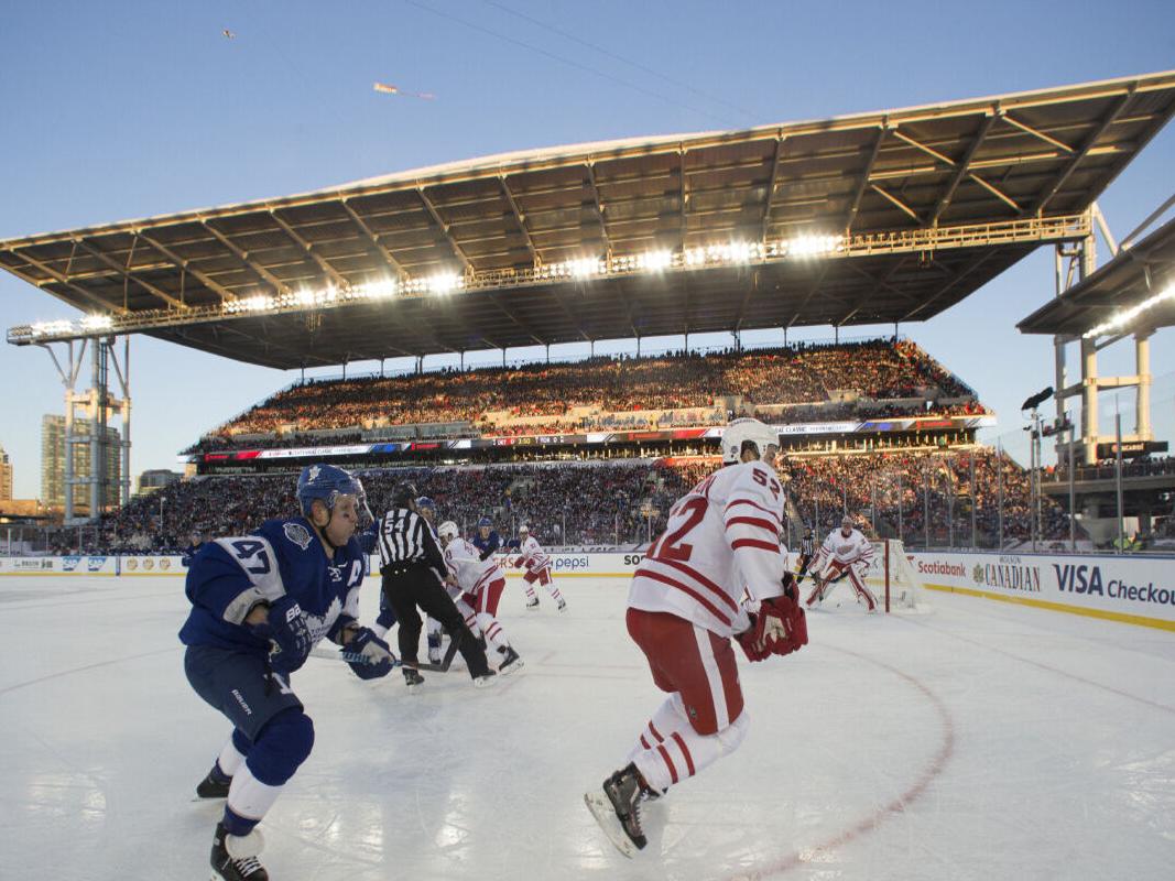 Matthews sparks Maple Leafs' win in Centennial Classic OT thriller