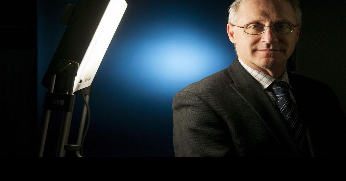 Light therapy for SAD also helps nonseasonal depression study finds