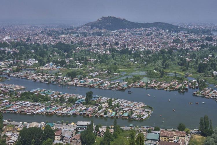 Kashmir tourism bears the brunt after tourist massacre and India-Pakistan military strikes