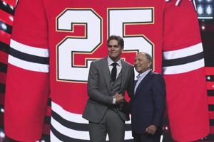 Blackhawks agree to 3-year, entry-level deal with No. 3 overall pick Anton Frondell