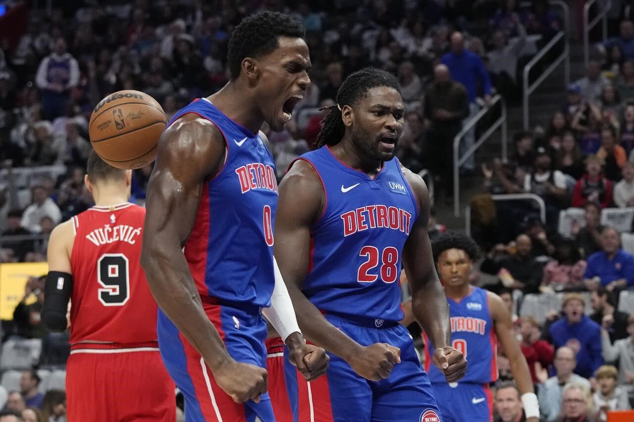 LaVine's 51 points not enough for Bulls in 118-102 loss to Pistons