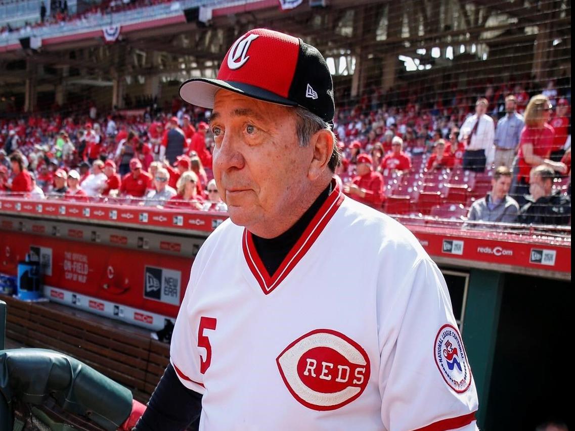 76ers fan to give memorabilia back to Johnny Bench